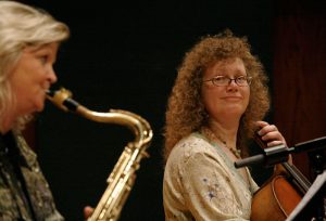 Kristen-Strom-Renata-Bratt